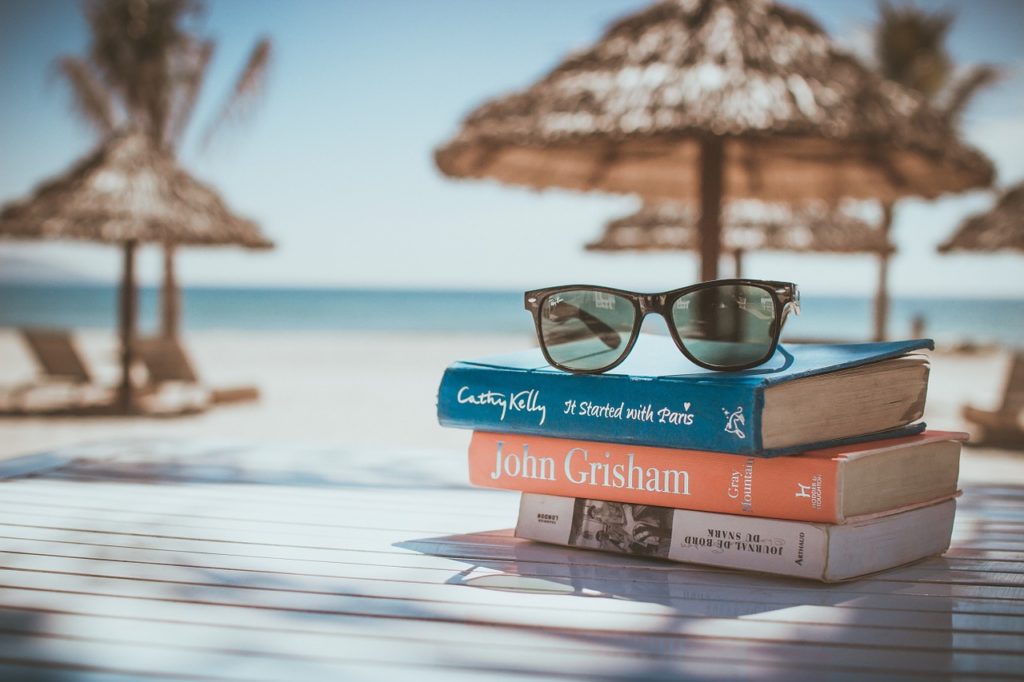 Holiday reading for HR professionals